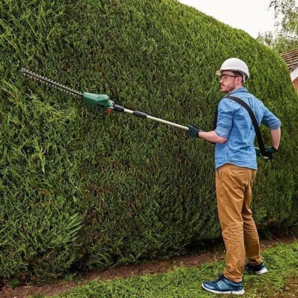 Фото - Кущоріз акумуляторний Bosch UniversalHedgePole 18 без АКБ и ЗУ (0.600.8B3.001)